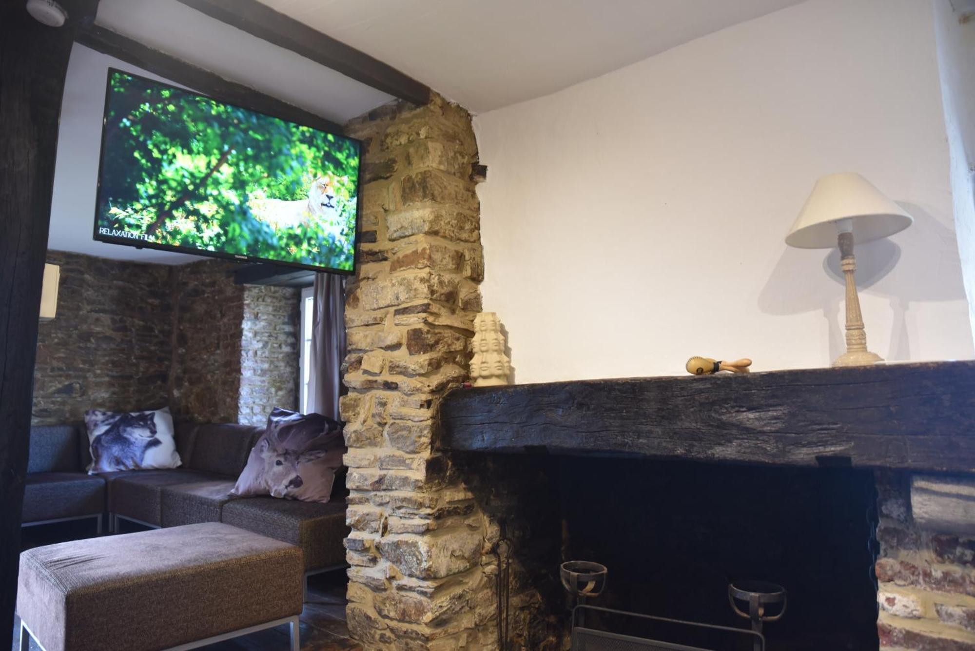Gite Ardennes Au Coin Du Feu Jacuzzi Sauna Et Nature Jalhay Exteriör bild